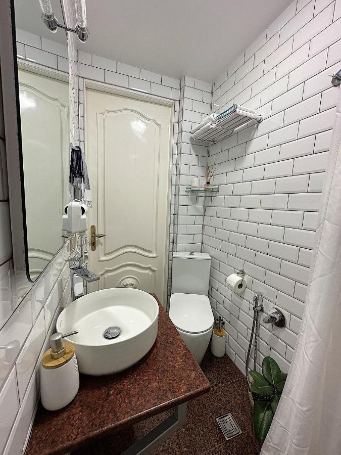 Apartment バトゥーミ エクステリア 写真